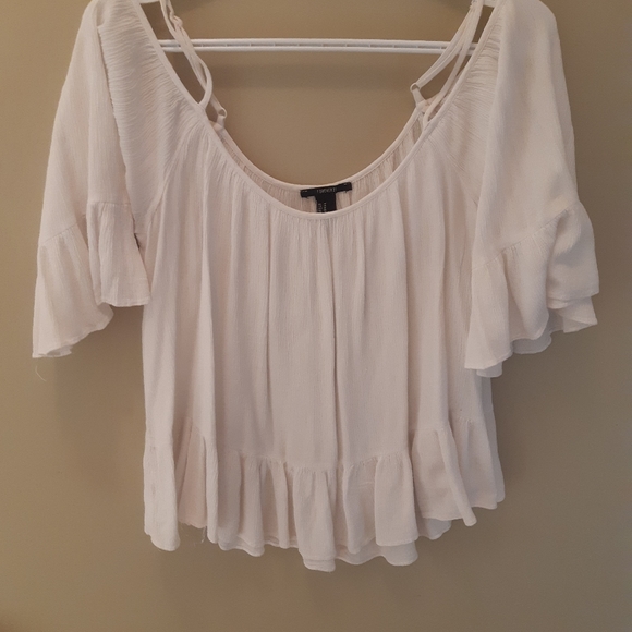 White flowy top - Picture 2 of 3